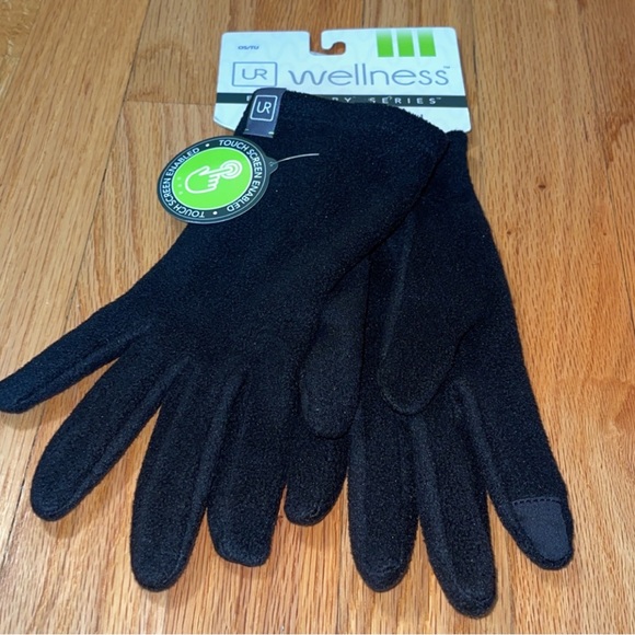3 PACK LOT WELLNESS BOUNDARY SERIE Antimicrobial Fleece Glove Touch-Screen Black - Picture 1 of 9